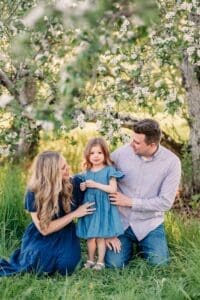 apple-blossom-mini-photo-session-nh-4-f48ad46e-1500