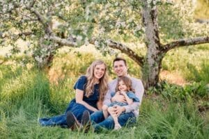 apple-blossom-mini-photo-session-nh-7-063d569d-1500